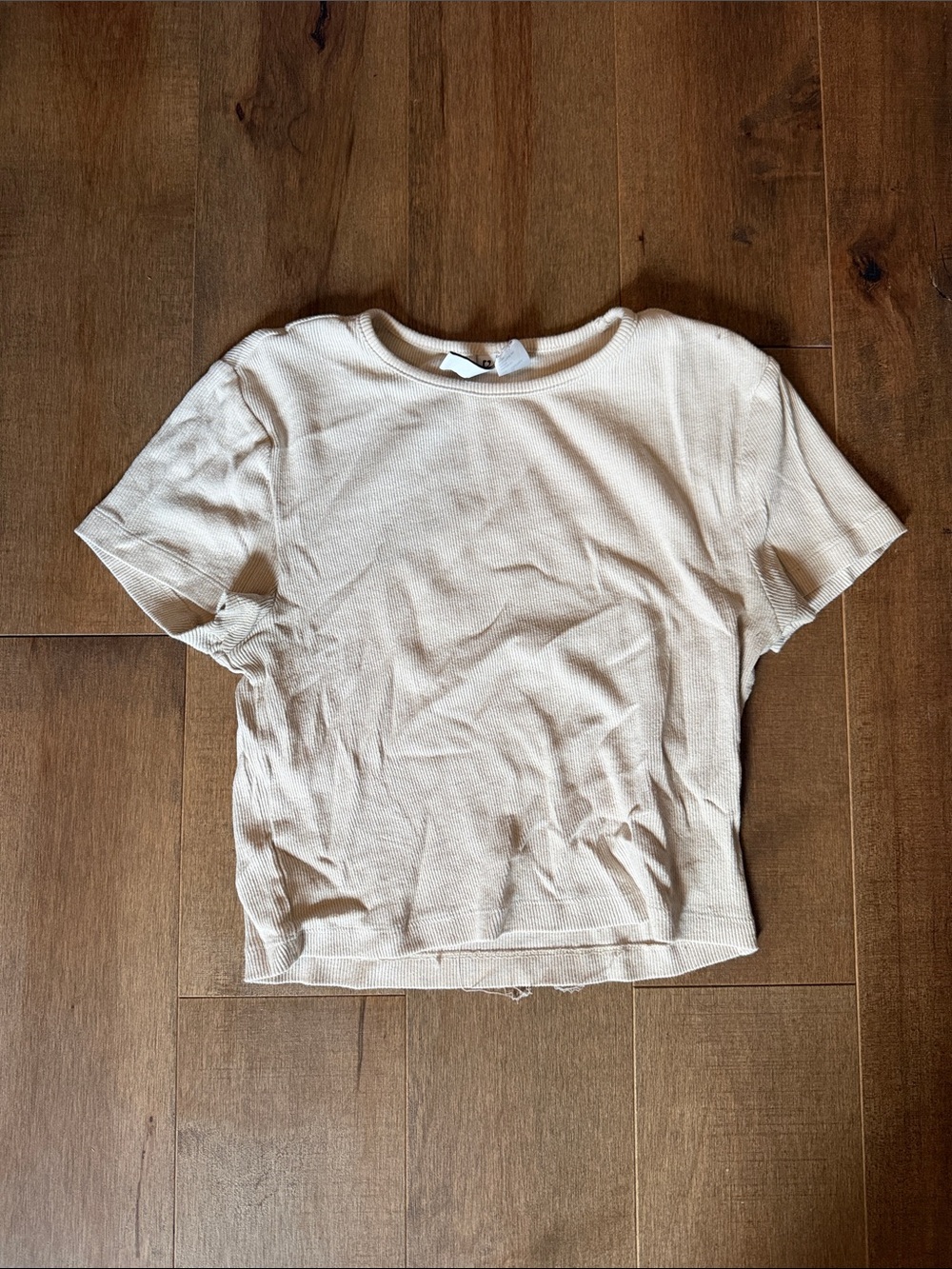 🍒H&M Cream Short Sleeve Crop Top